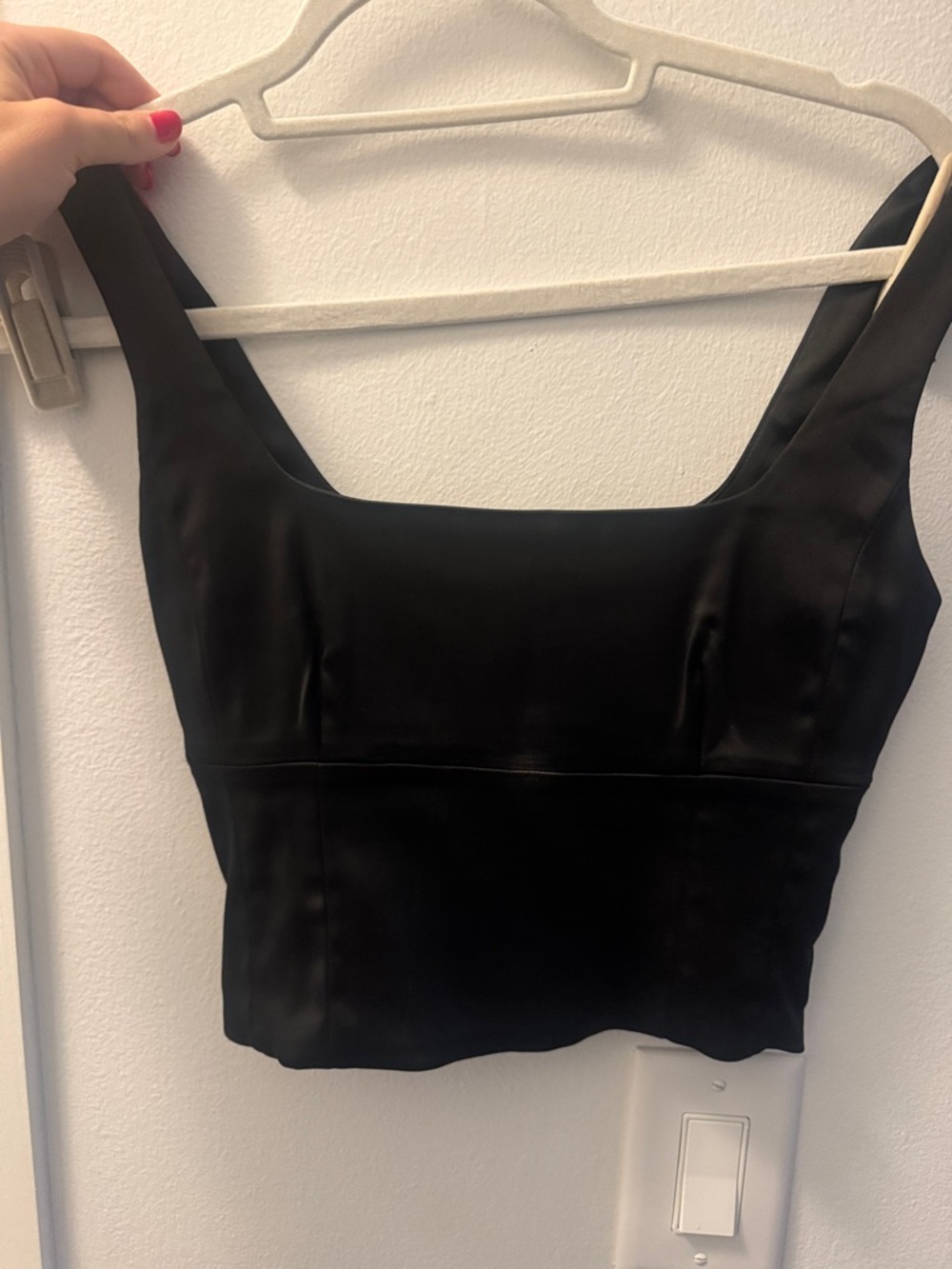 Wilfred Black Silk Cropped Square-Neck Tank Top